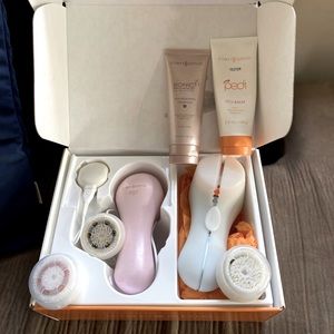 Clarisonic Mia and Mia 2 Bundle